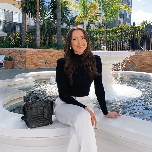 Senreve Handbags - Senreve Vegan Black Bag